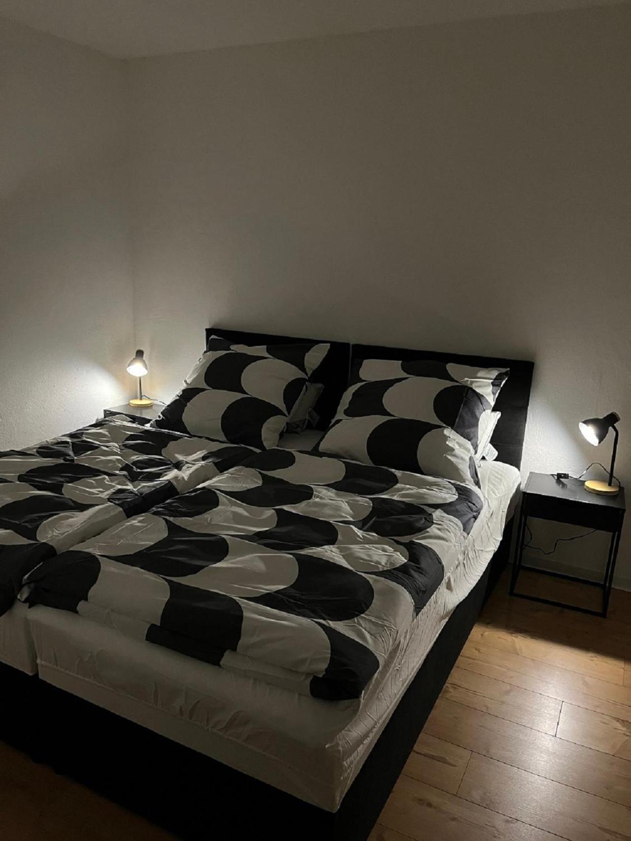 Ferienwohnung Am Knoops Park Bremen Bagian luar foto